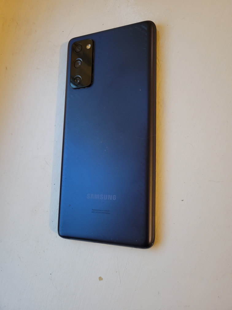 Samsung Galaxy S20 FE 5G 128gb - photo 3