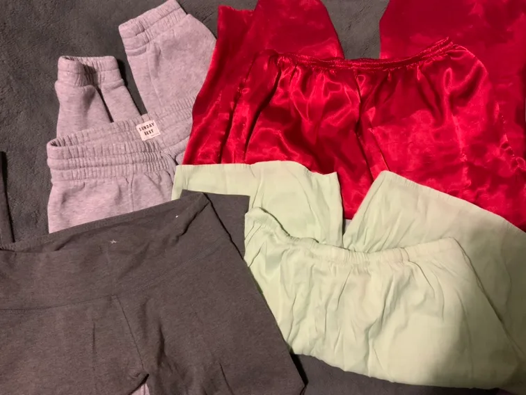 XS/S Clothing Bundle #freecycle image indicator(4)