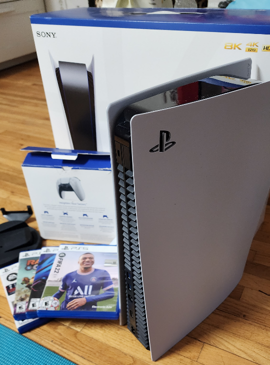 PlayStation 5 Console - Disc Edition - photo 2