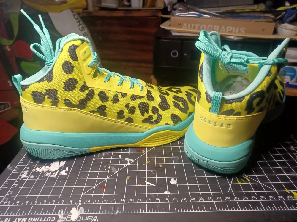 Moolah Kicks Phantom 1 Basketball Shoes thumbnail