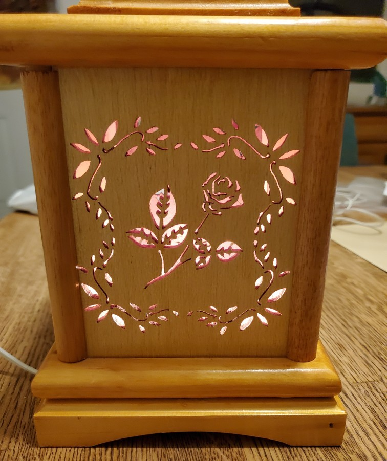🥕  Wooden Light Up Box with Rose Design