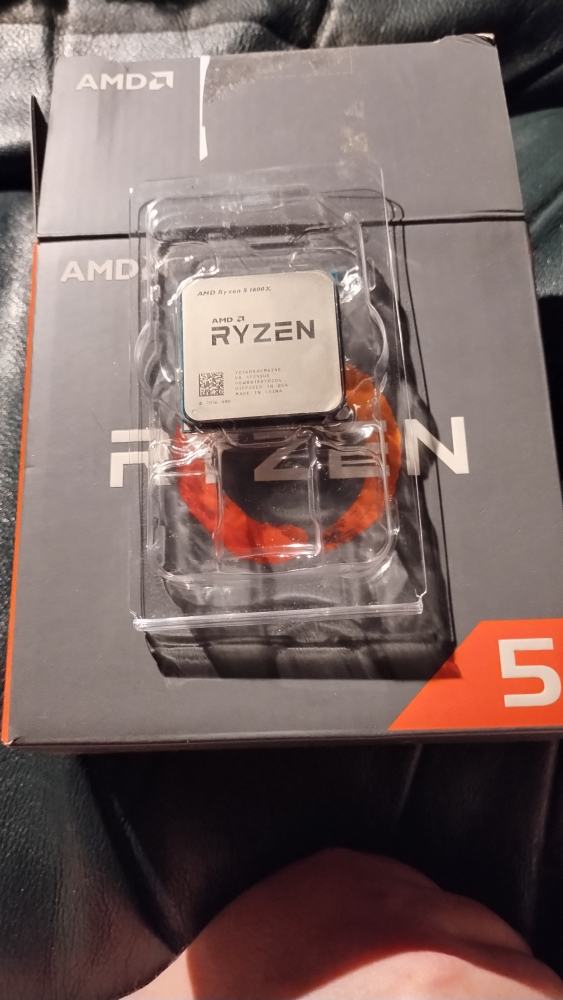 AMD Ryzen 5 1600X CPU - photo 3