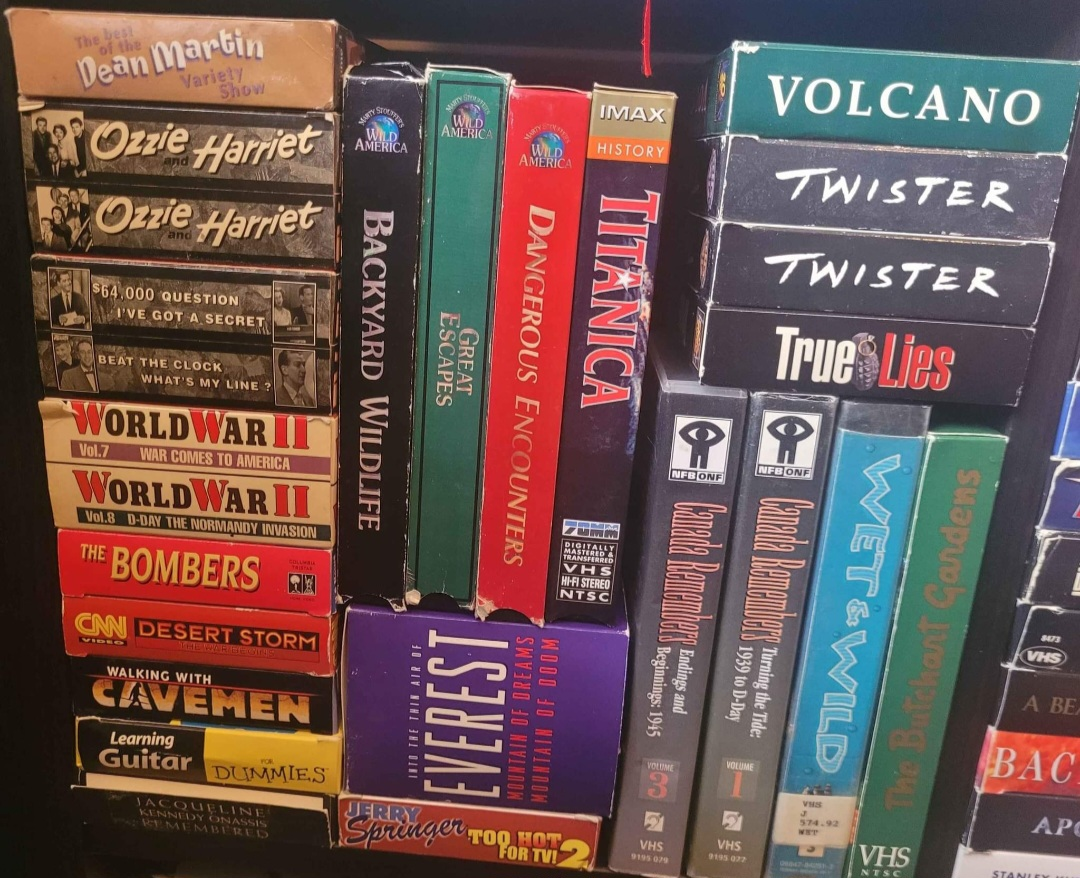 Large Collection of VHS Tapes - photo 2
