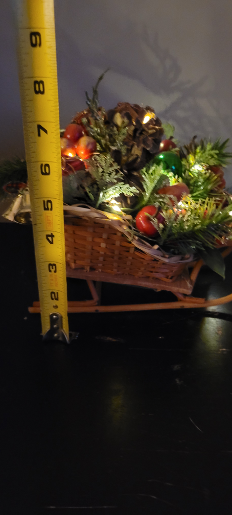 Christmas Sleigh Centerpiece with Lights - photo 3