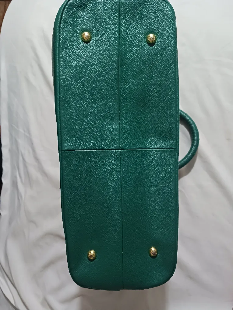 Joy & Iman image indicator(4)