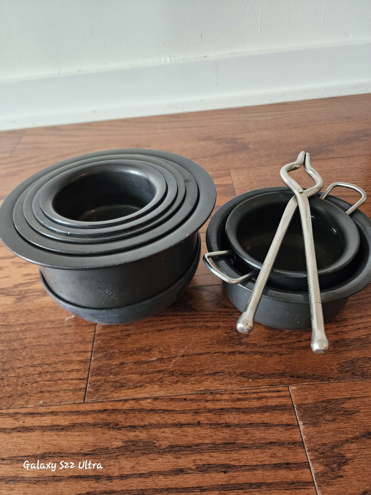 Set of 8 Cast Iron Pots and Tongs - photo 2