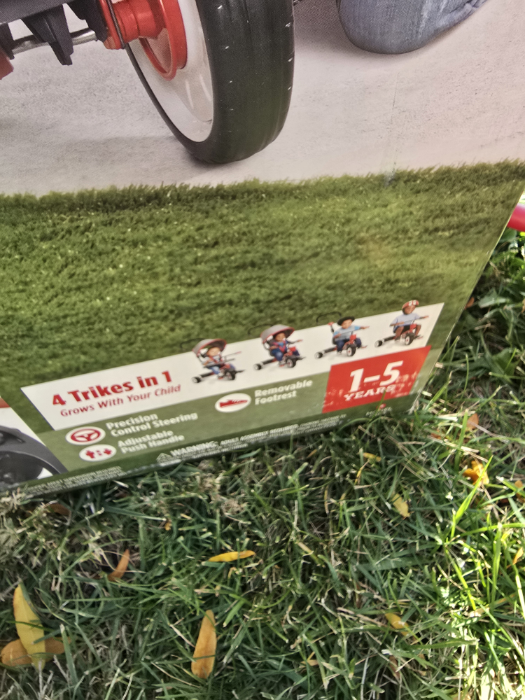 Radio Flyer 4-in-1  Trike - photo 4