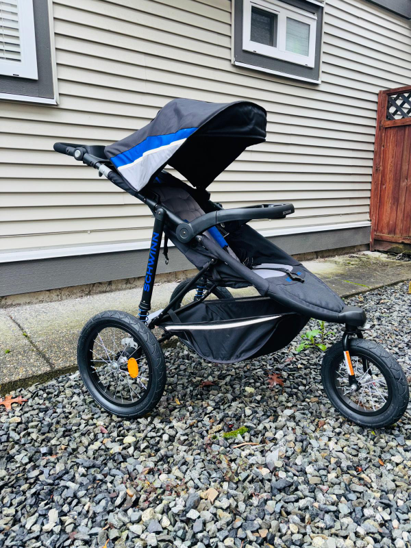 Schwinn Three-Wheeled Stroller - photo 5