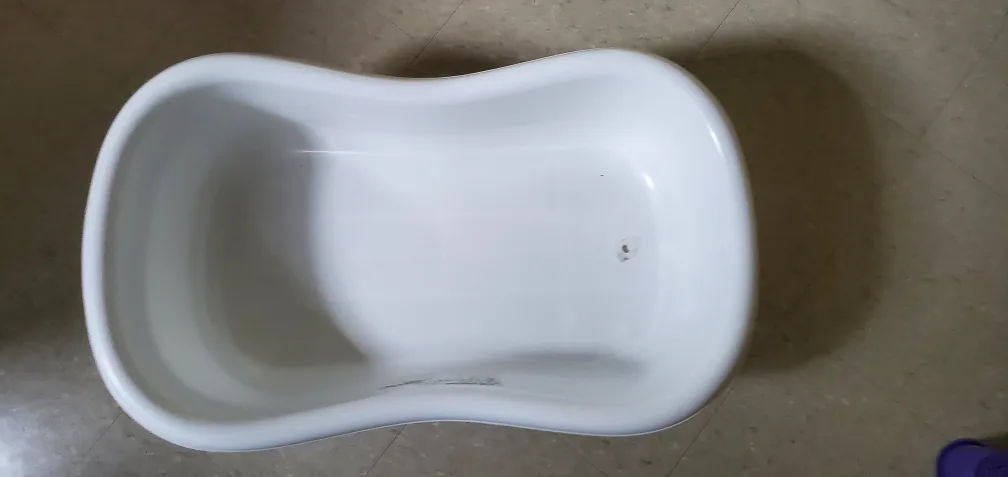 Baby Bath Tub with integrated step stool image indicator(2)