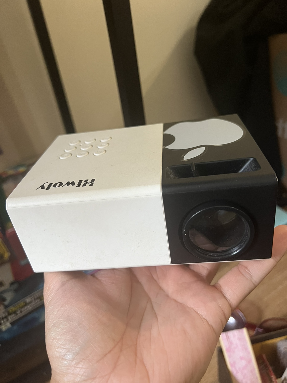 Hiwoiy Mini Projector - with Apple sticker