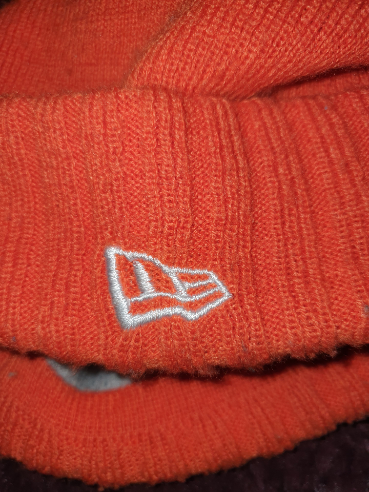 New Era Chicago Bears Knit Pom Beanie Hat - photo 3