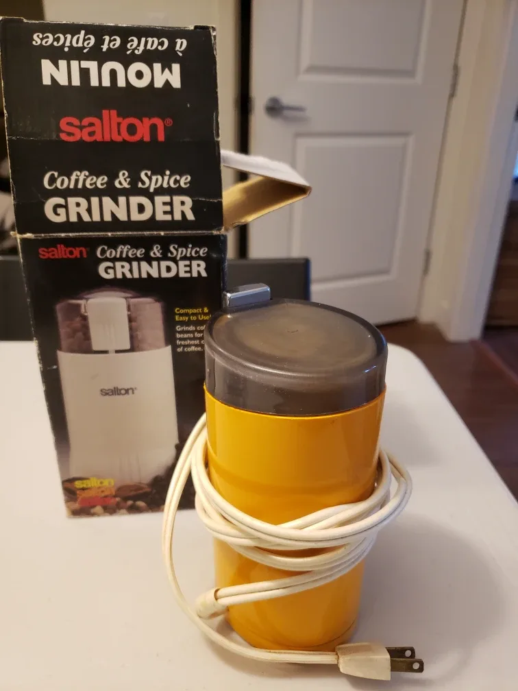 Vintage Coffee Grinder #freecycle