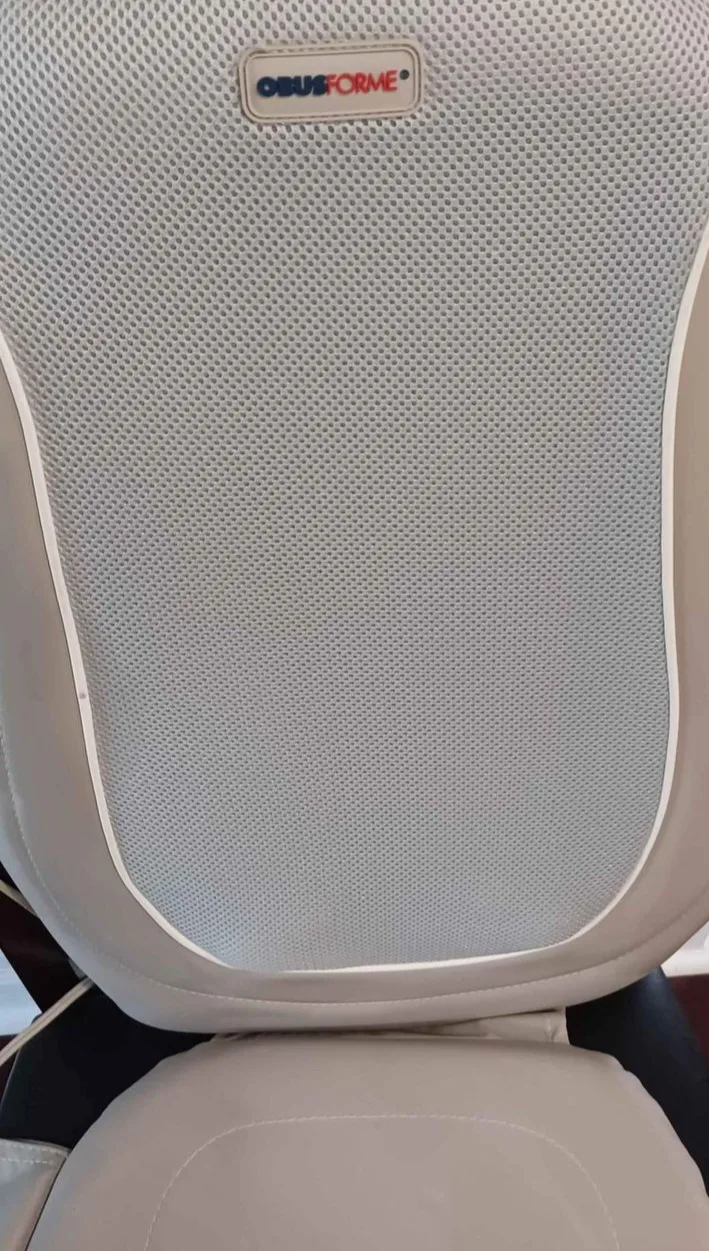 OBUSFORME Heated Shiatsu Back Massager image indicator(2)