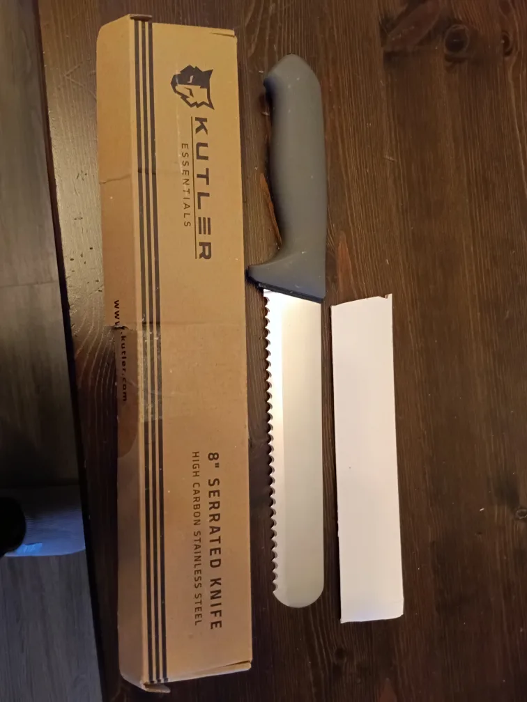 Kutler 8-inch serrated bread knife image indicator(2)