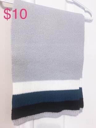 Women's Long Sleeve Sweater (more items in this list) - photo 4