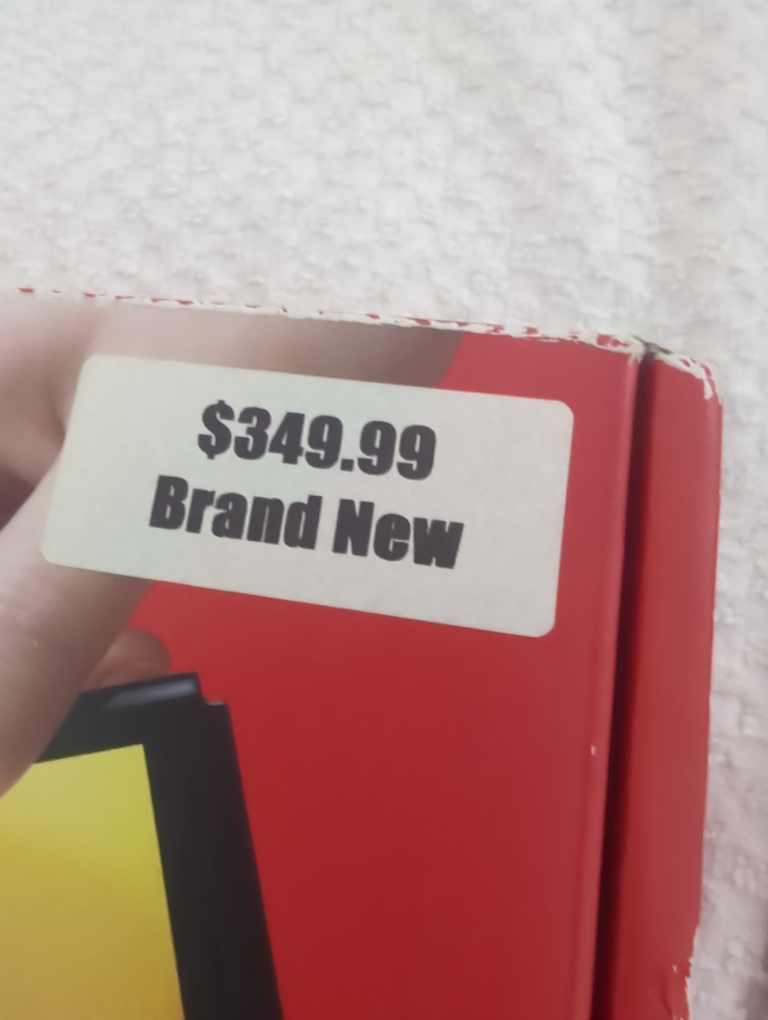 Nintendo Switch OLED  Console - photo 2