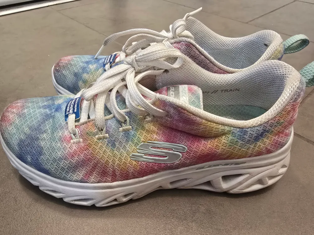 Skechers Women's Tie Dye Running Shoes image indicator(2)