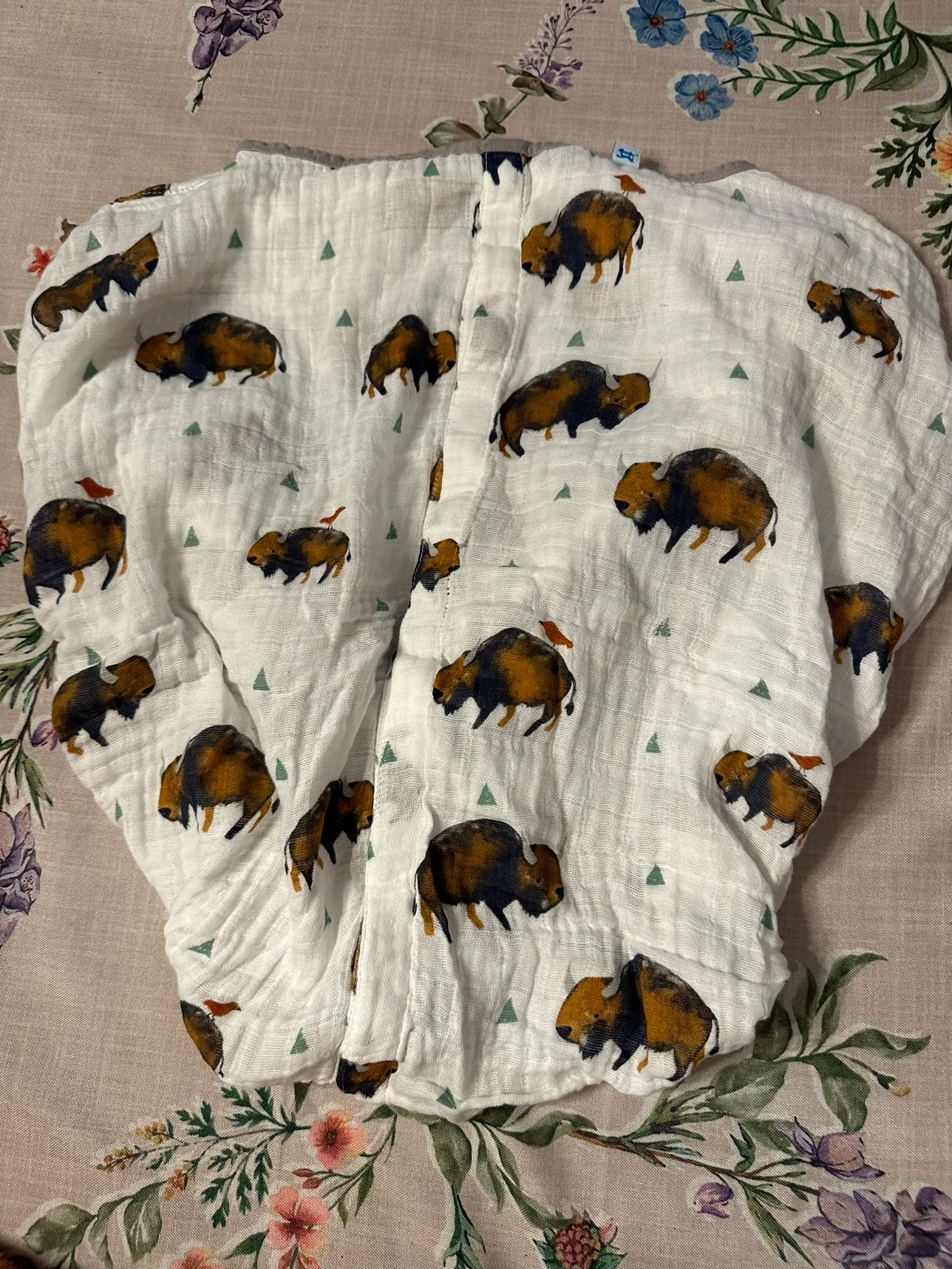 Little Unicorn Car Seat muslin Canopy like new image indicator(2)