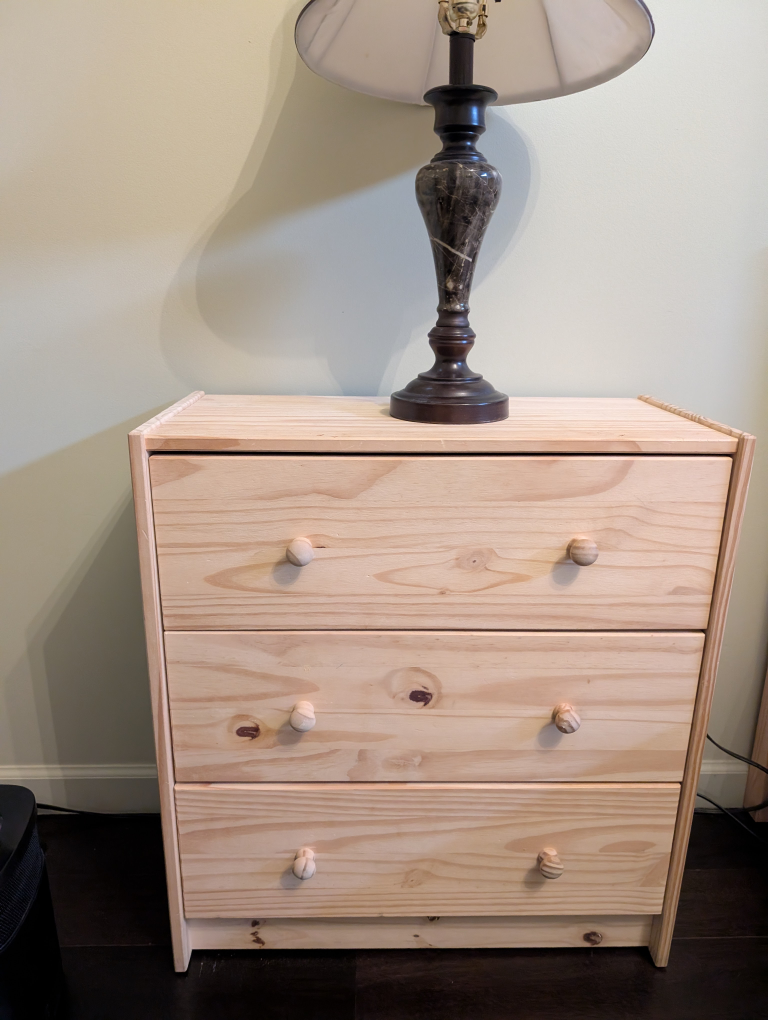 2x 3-Drawer Dresser (40 each) - photo 4