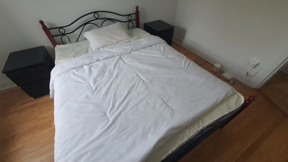 Metal Frame queen size Bed, with mattress thumbnail