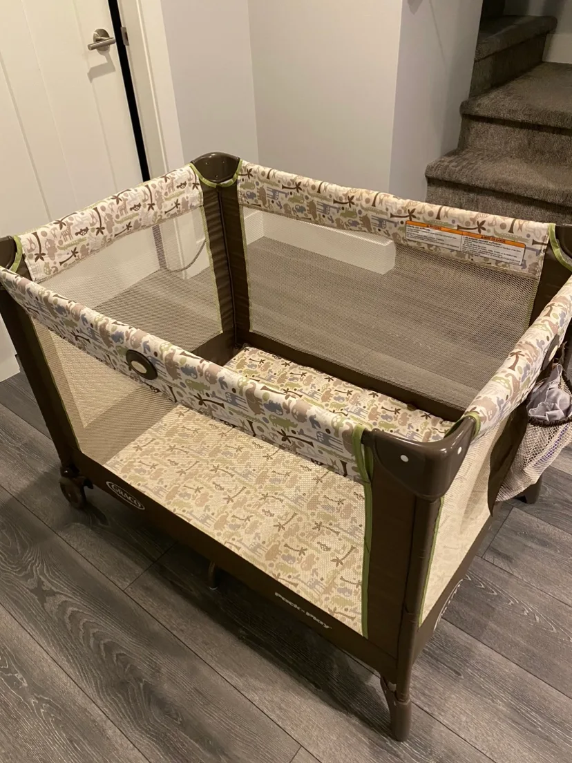 Graco Pack 'n Play Playard image indicator(3)