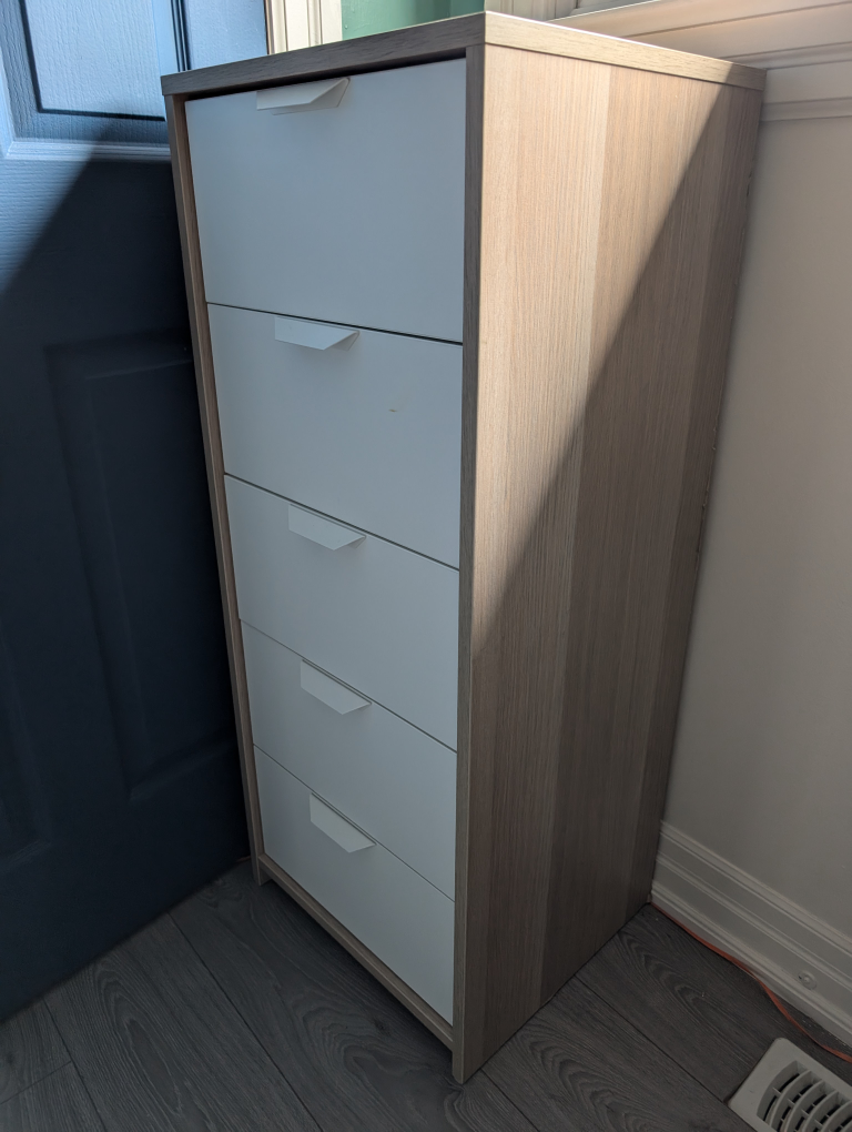 5-Drawer chest dresser