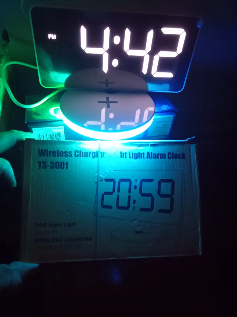 Wireless Charging Night Light Alarm Clock image indicator(2)