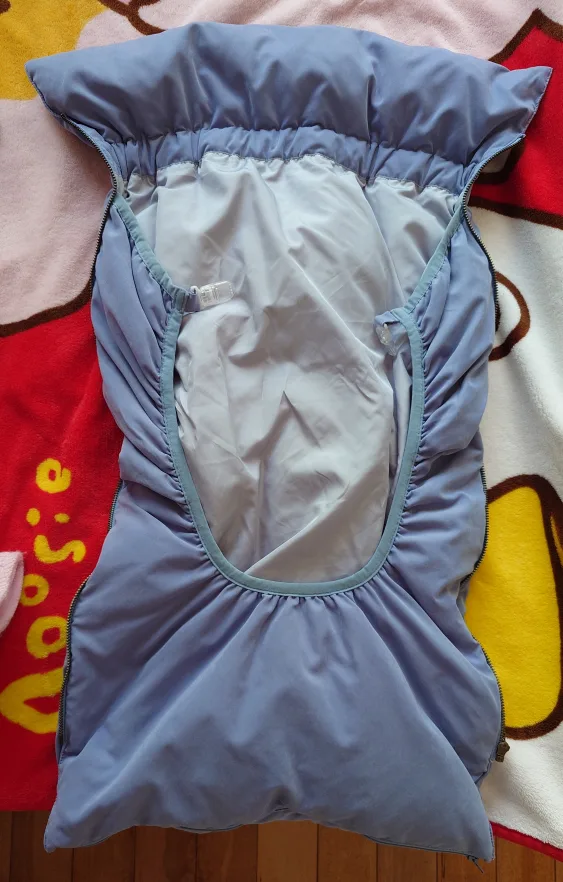 Baby Carrier Down Jacket image indicator(3)