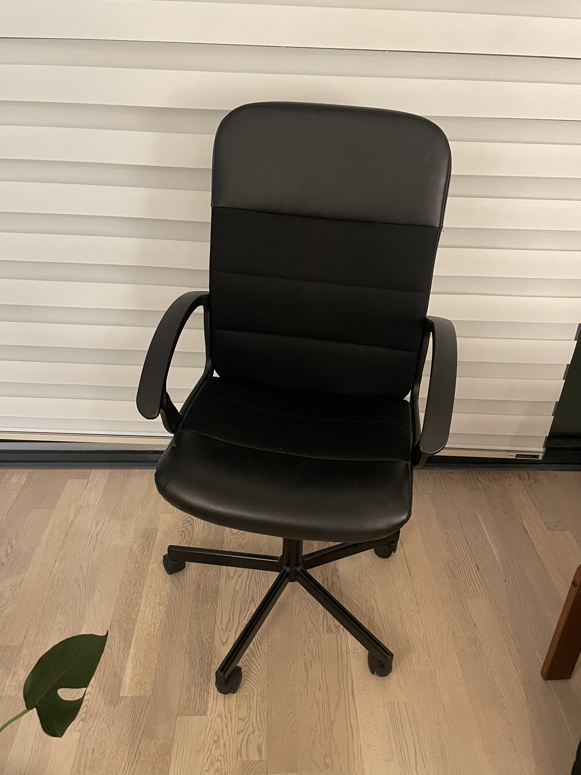 URGENT_IKEA Markus Office Chair