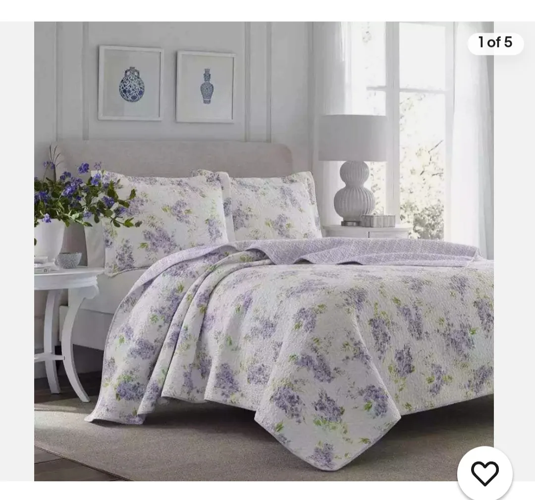 Laura Ashley Full/Queen Quilt Set image indicator(4)