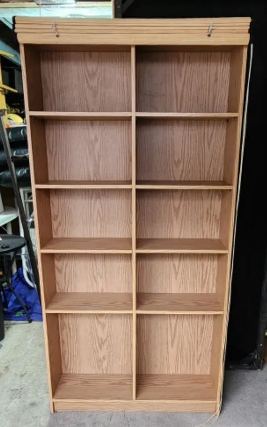 Bookshelf with Bamboo blinds image indicator(2)