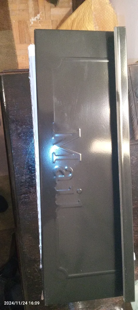 Gibraltar Galvanized Steel Wall Mount Mailbox image indicator(2)