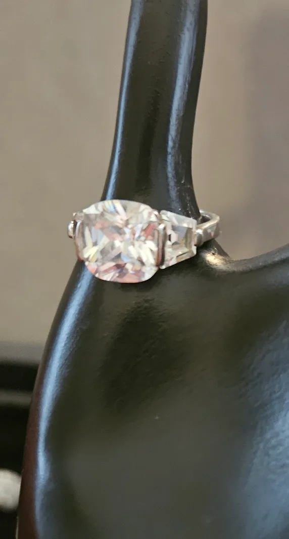 Vintage Sterling Silver Engagement Ring 💍 image indicator(6)