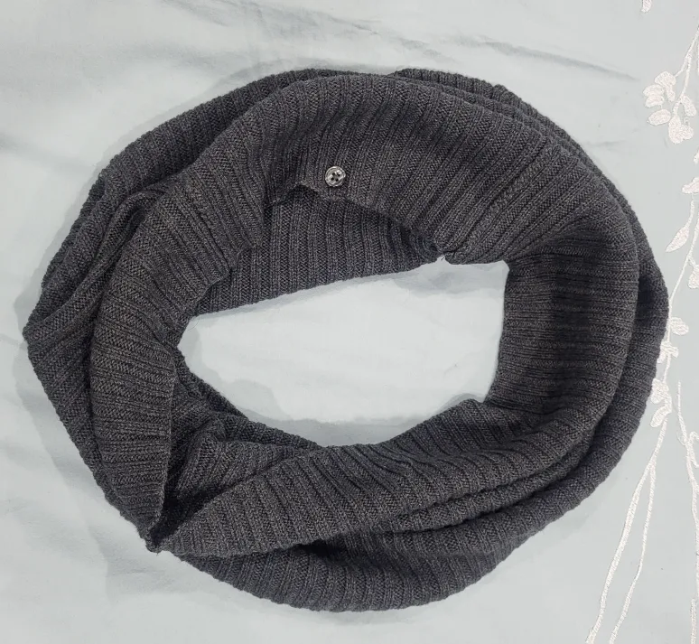 Grey Knit Infinity Scarf #freecycle thumbnail