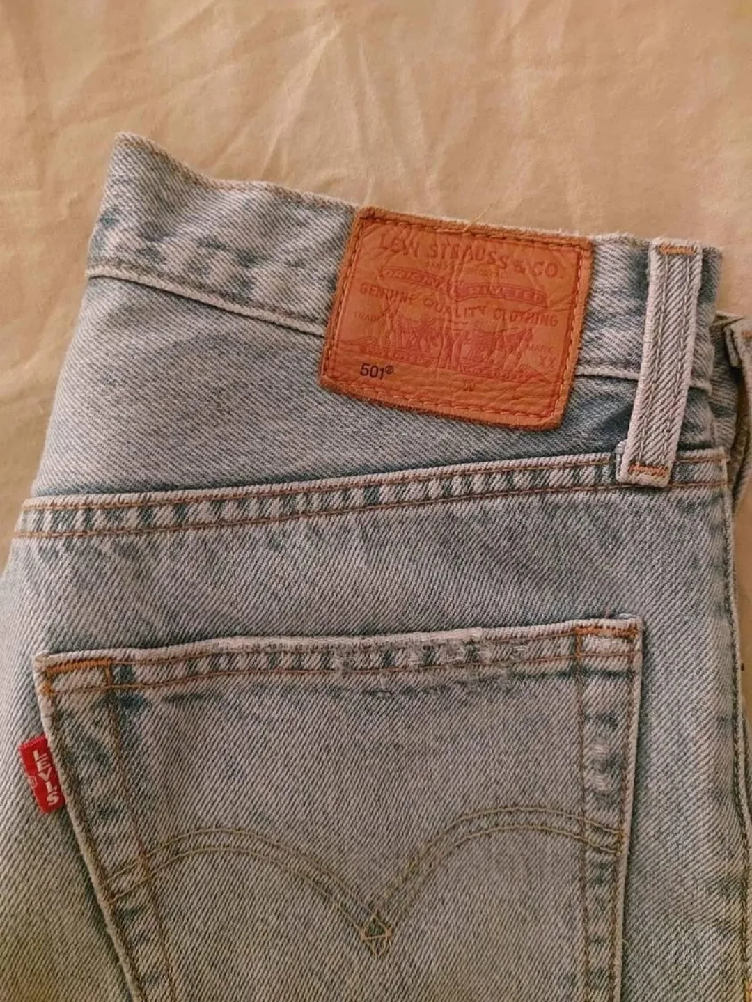 Levi's 501® Jeans image indicator(2)