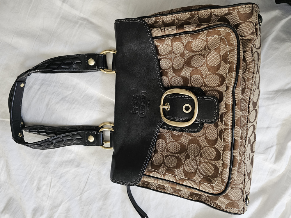 Coach Signature C Handbag 🥕 - photo 2