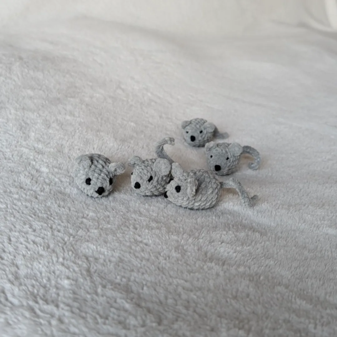 Handmade Crocheted rat plushies, crochet mouse image indicator(3)