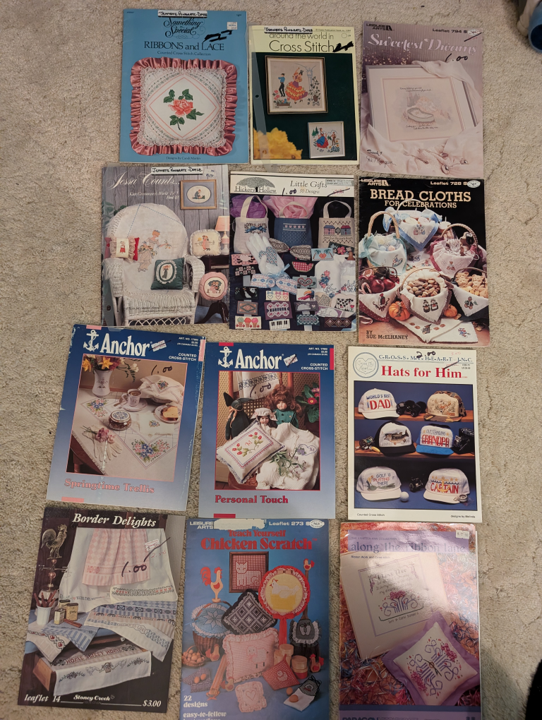 Set 11 -  12 diff. Cross Stitch Patterns books