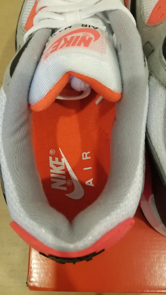 Nike Air Max 90 OG Infrared sz 9.5 2020 image indicator(5)