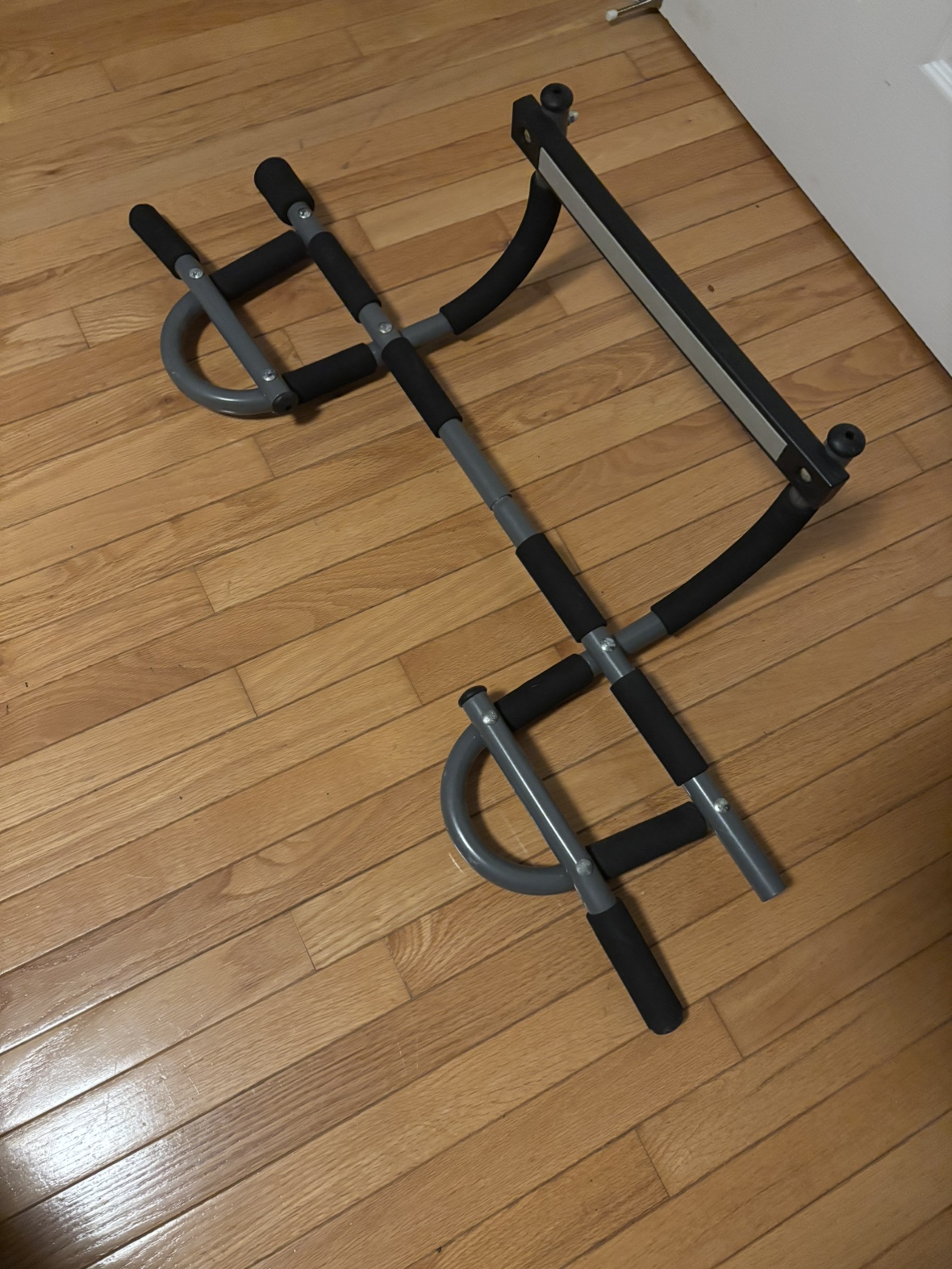 Pull Up Bar