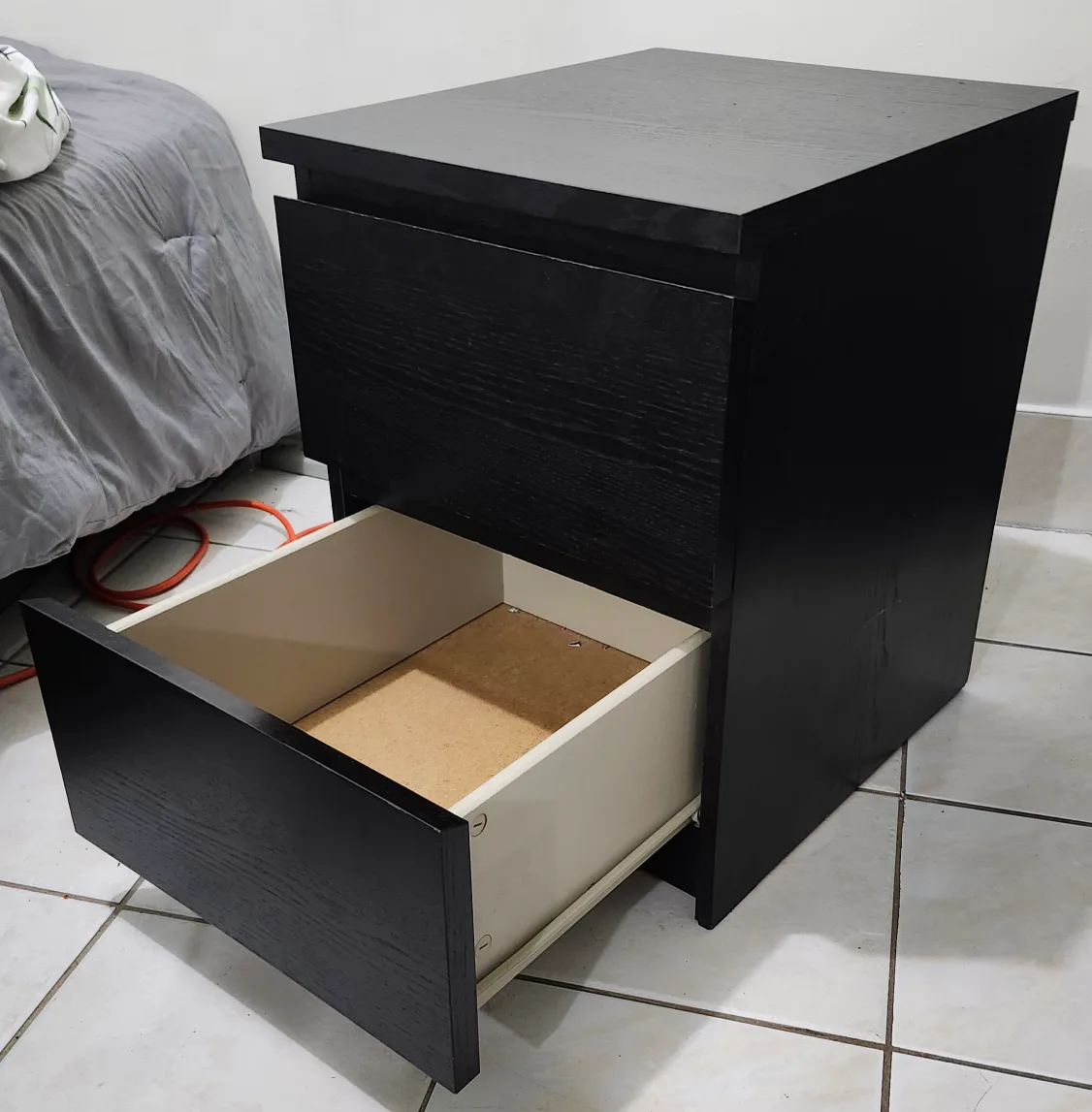 ikea malam 6 drawer dresser and 2 drawer chest image indicator(5)