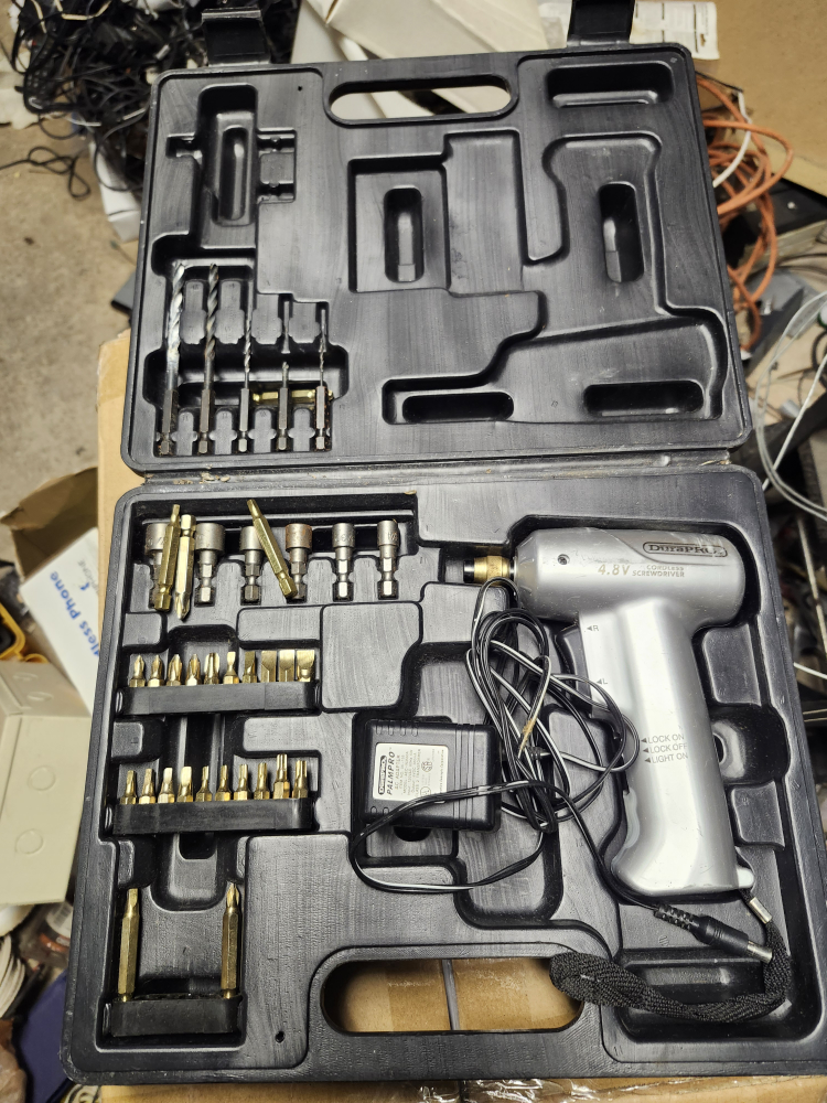 Cordless Drill/Driver Set