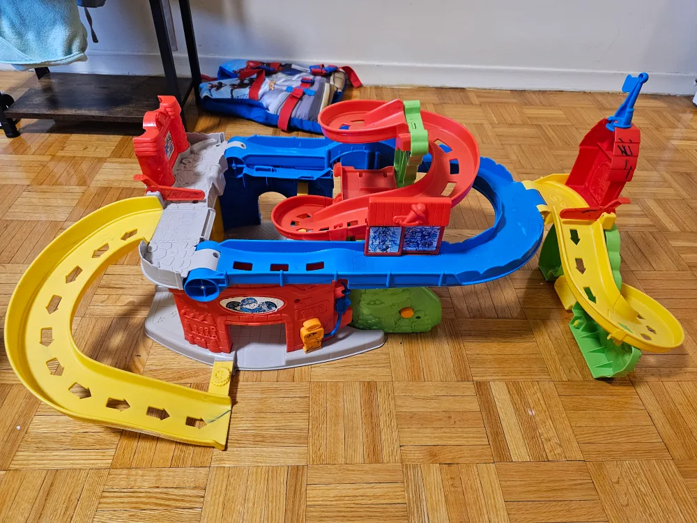 Fisher-Price  Little People  Raceway thumbnail