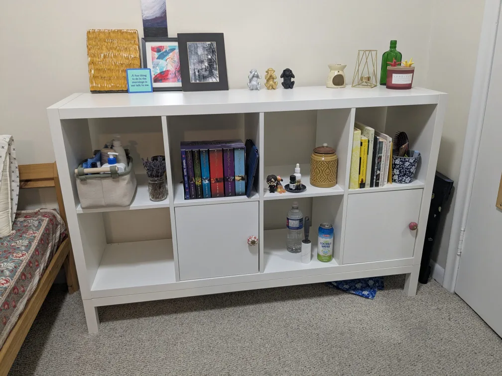Ikea Kallax Shelf thumbnail