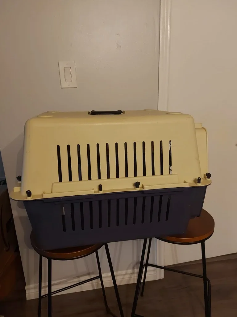 Large Pet Carrier image indicator(2)