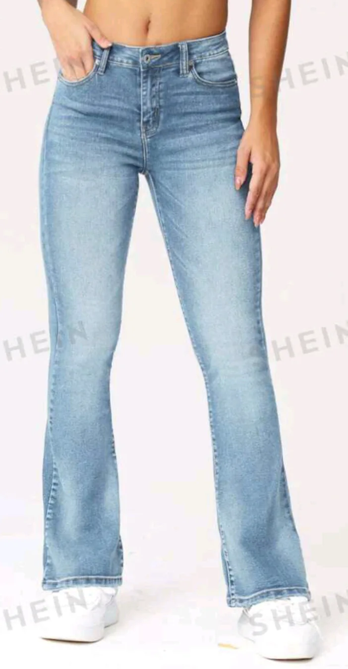SHEIN Light Wash Flare Bootcut Style Jeans image indicator(2)