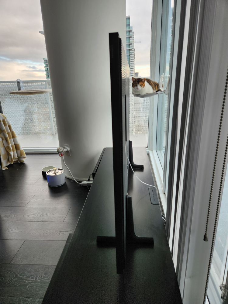 Samsung The Frame 50 inch TV - photo 3