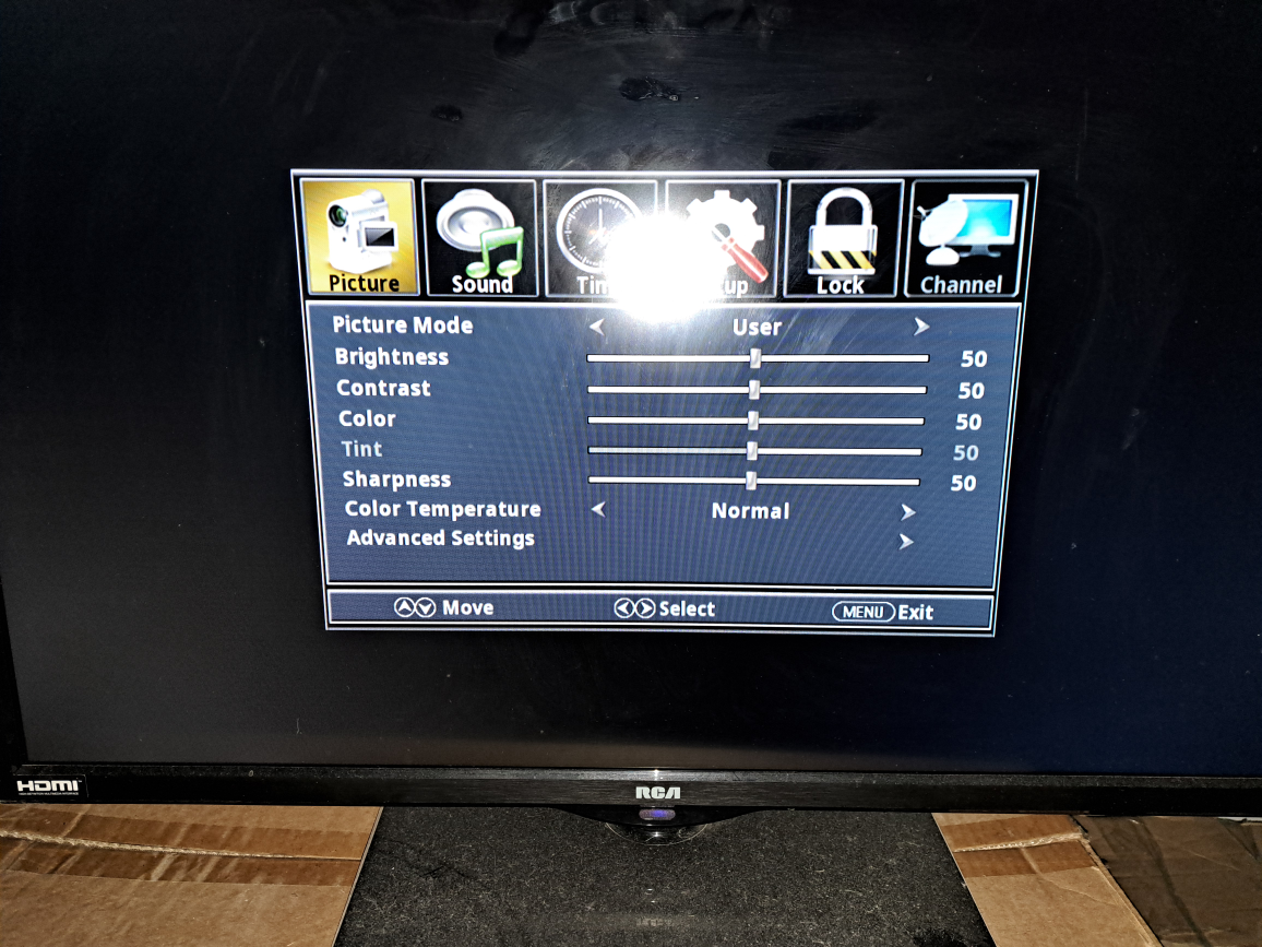 RCA 32" Flat Screen TV - photo 2