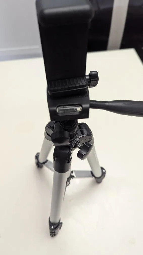 42 inch Aluminum Tripod image indicator(8)