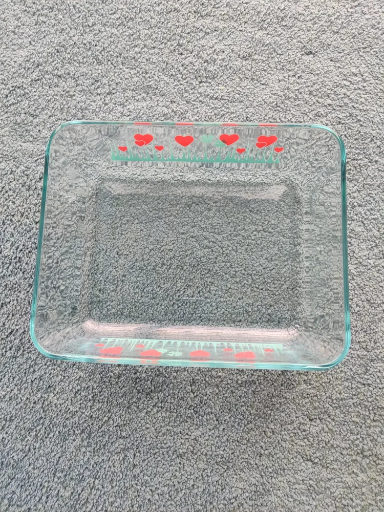 Pyrex 2.6 L Storage Dish with Lid image indicator(4)